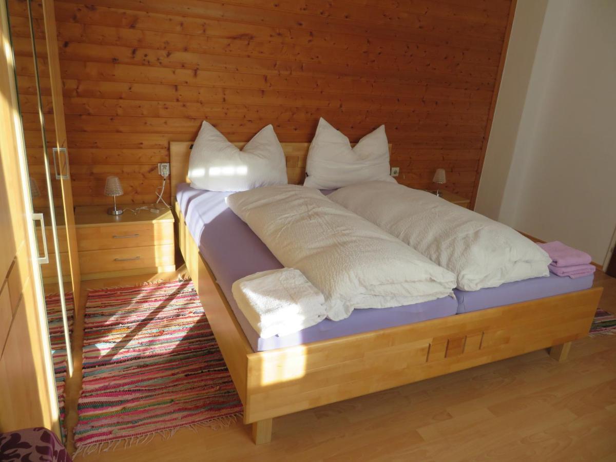 Haus Irmi Bed and Breakfast Knittelfeld Exteriör bild